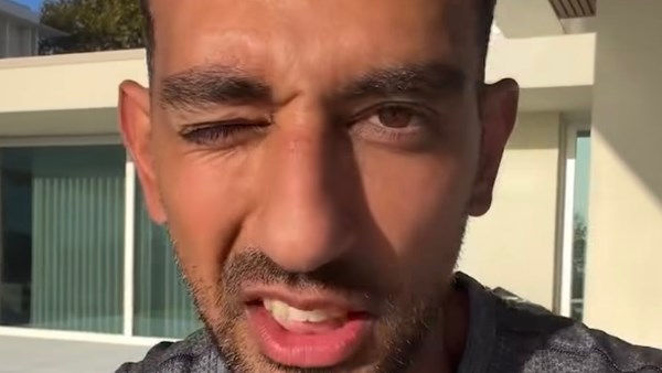 أنا مصري وأبويا مصري.. ابن أحمد حسن كوكا يعبر عن حبه لمصر ببراءة الأطفال| شاهد