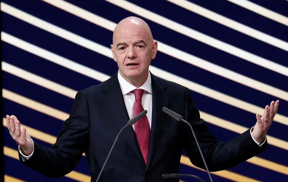 Infantino says he is open to talks over FIFA reform