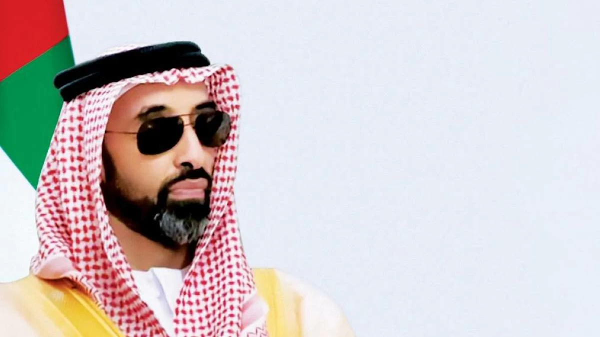 Tahnoun bin Zayed offers condolences to Mohammed bin Rashid and Al Maktoum family