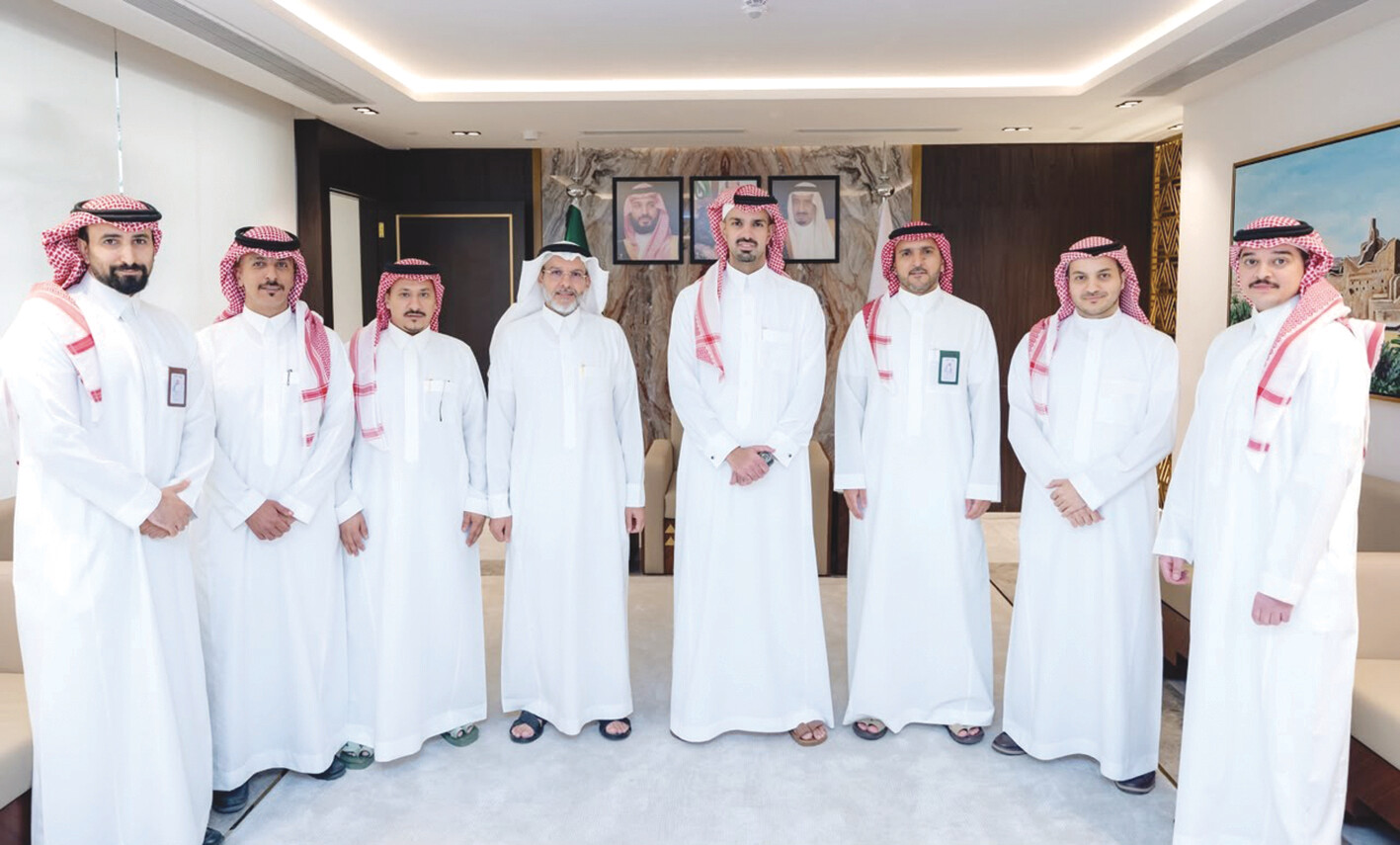 أمين الرياض يُكرّم  940 لحصولهم
على جائزتين ذهبيتين عالميتين