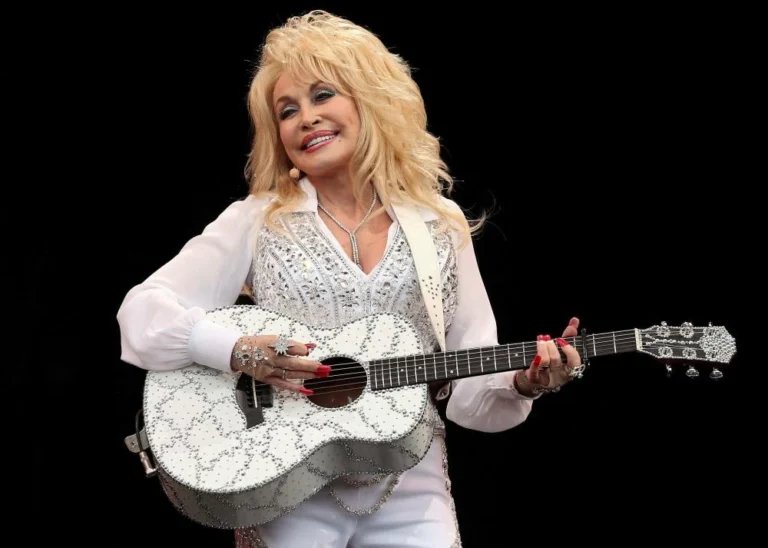 Dolly Parton’s estate accuses her nephew of threatening violence and to destroy his aunt’s legacy