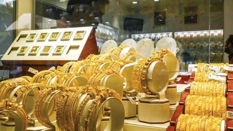 UAE gold prices fall by up to Dh11 per gram, boosting demand for bullion