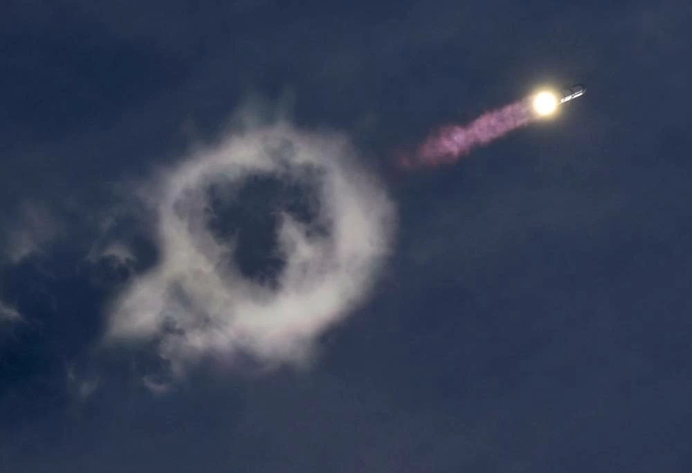 SpaceX Starship reaches orbit for first time, deploys 26 Starlink V3 satellites
