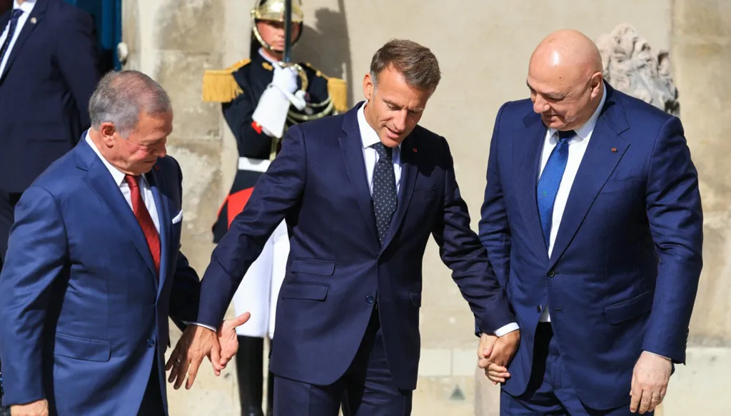 اتفاق دفاعي بين فرنسا والأردن… ماذا تضمن البيان المشترك؟