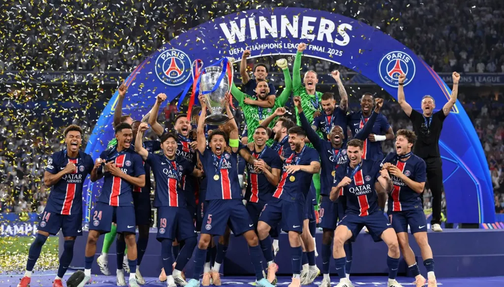أوروبا الكروية… ثلاث بطولات وهرم من المال