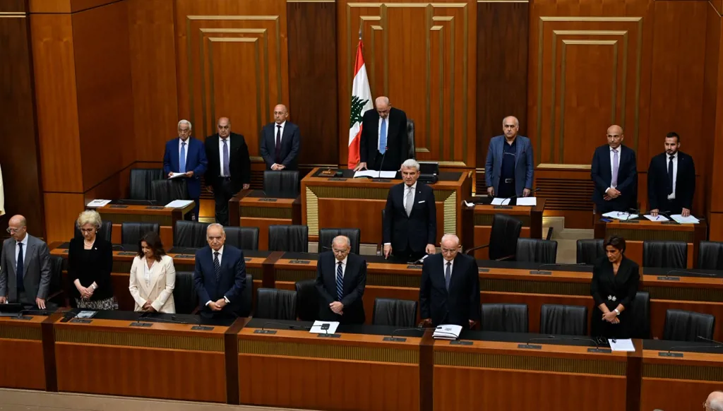 هؤلاء سيحمون الوطن من حرب أهليّة… هزُلت!
