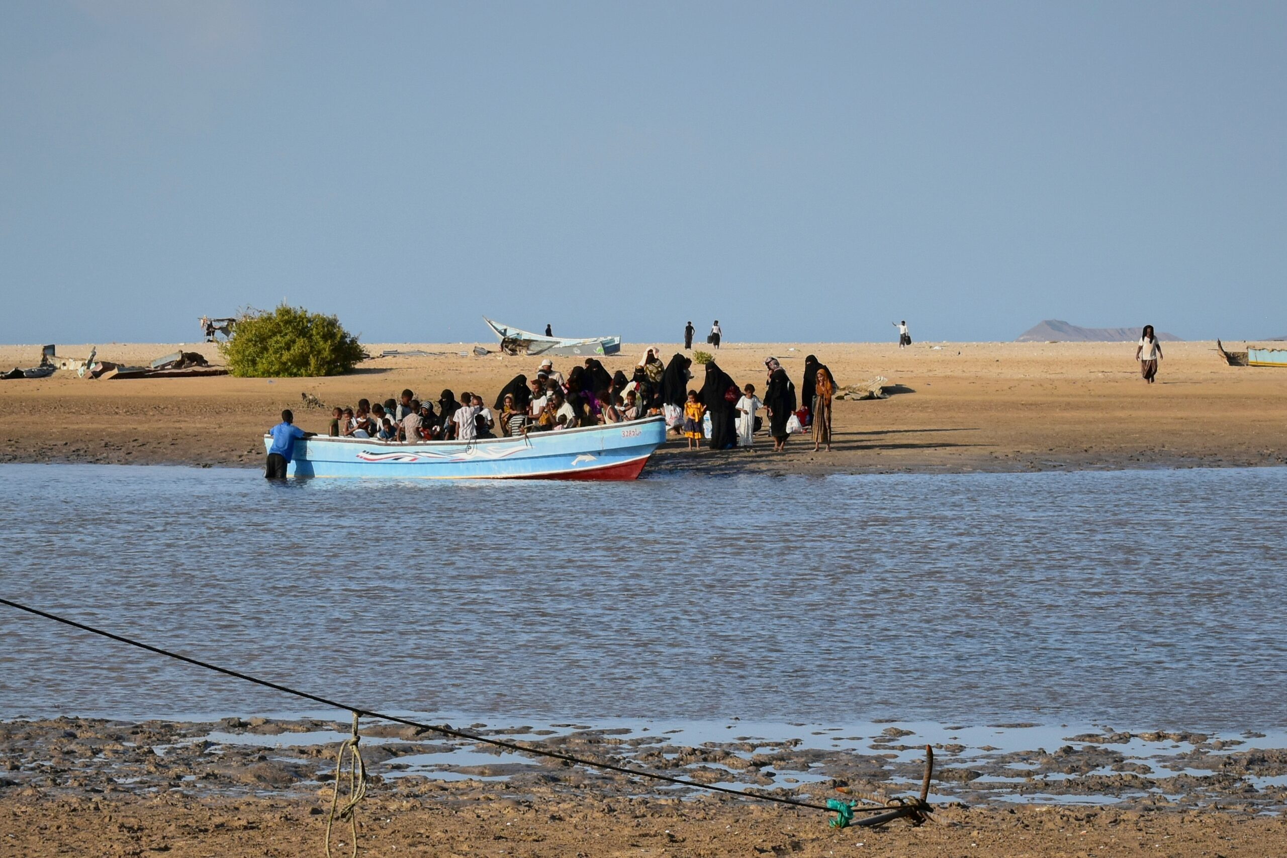 Yemen fighting displaces 112,000, pushes thousands toward Djibouti