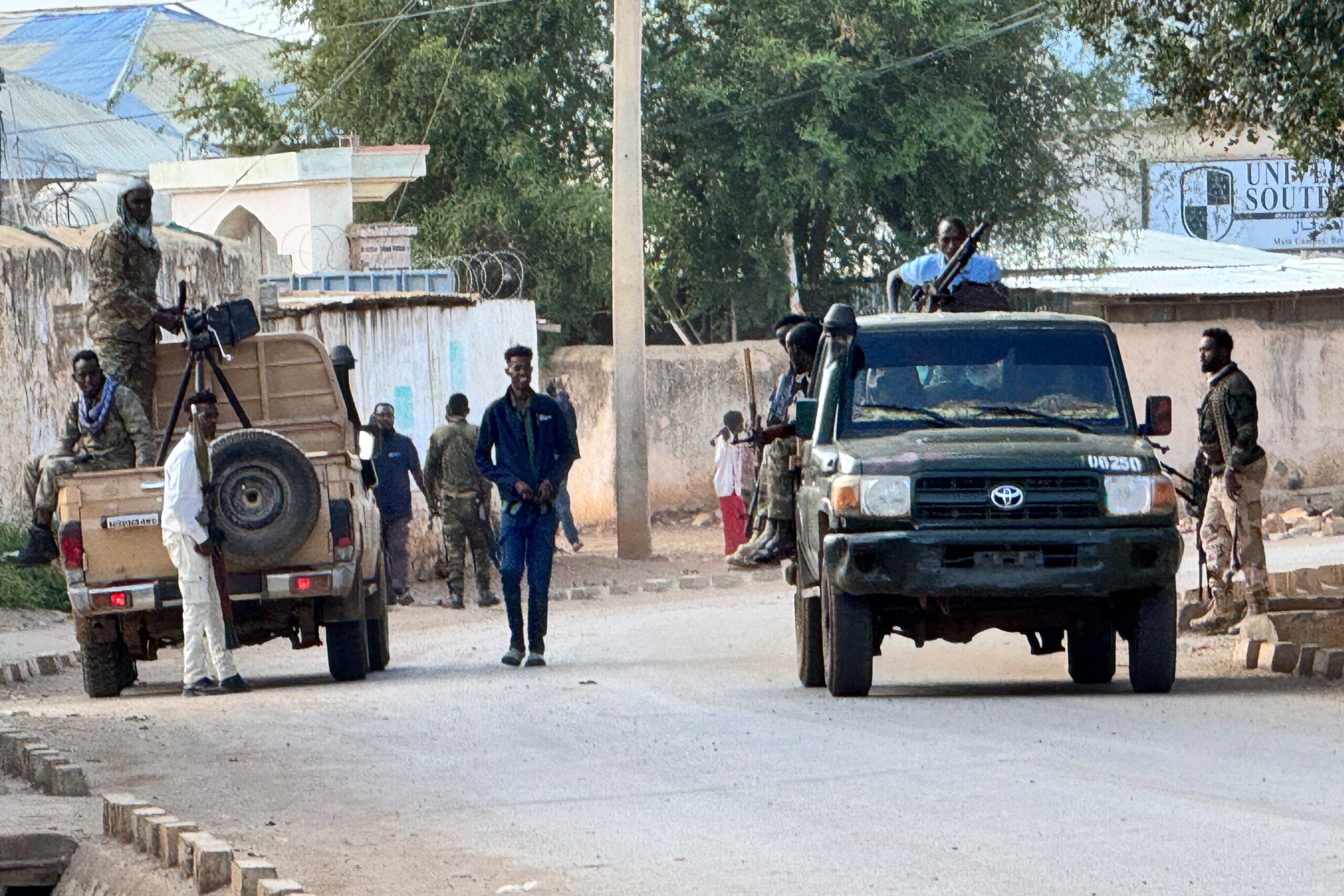 Fighter jets, drones in heavy Somalia fighting