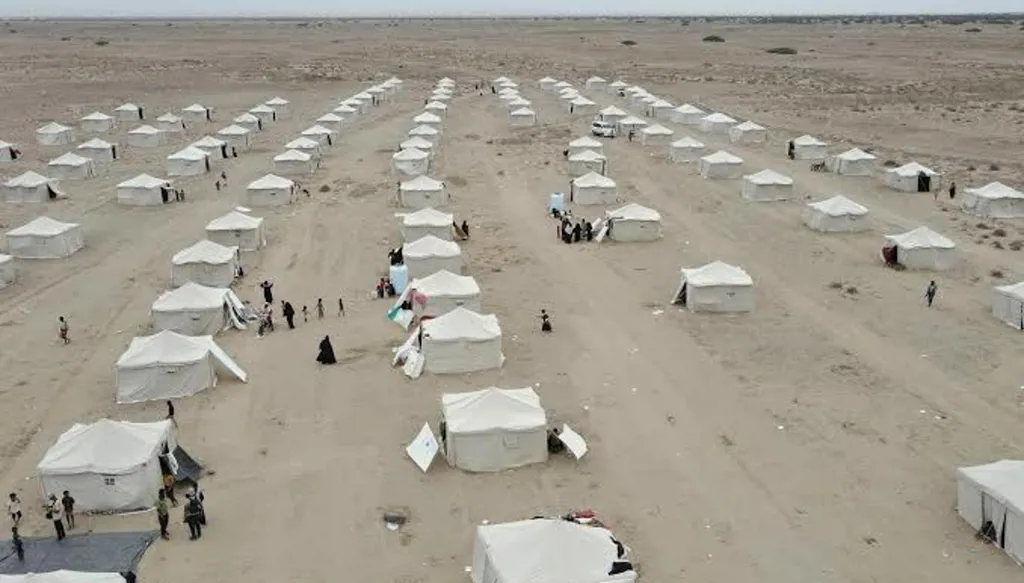 “تركنا كل شيء خلفنا”… نزوح 125 ألف يمني مع اشتعال الحرب مجدداً