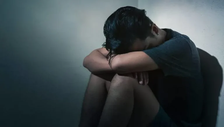 الشهر العالمي للوقاية من الانتحار… ما نقوله وما لا يقال لمن يواجه الخطر