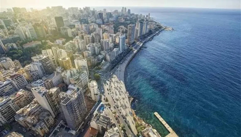 طقس خريفي متقلب في لبنان… أمطار خفيفة اعتباراً من الثلاثاء