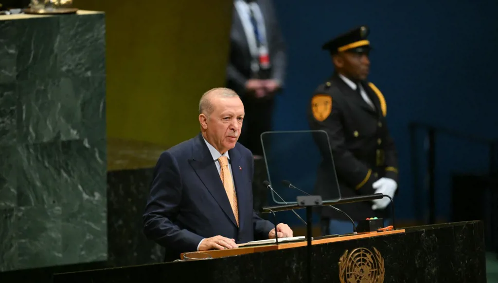 أردوغان: مسار جديد في سوريا… وغزة مقبرة للأطفال