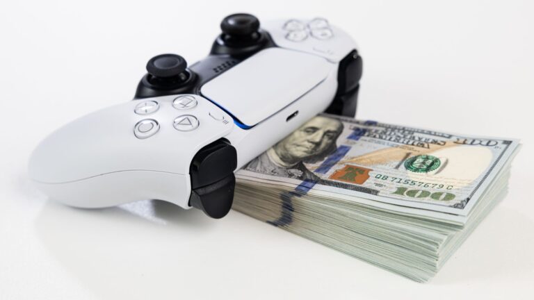 Sony patents payment by card or phone on PlayStation controller