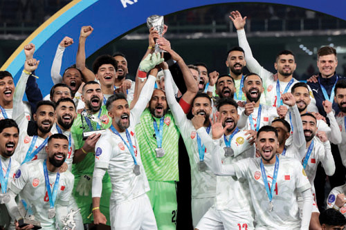 البحرين تبدأ حملة الدفاع عن اللقب أمام قطر.. والإمارات تواجه اليمن