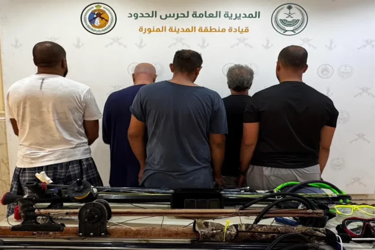 حرس الحدود بينبع يضبط 5 مخالفين للأنشطة البحرية صيداً دون تصريح وأدوات محظورة