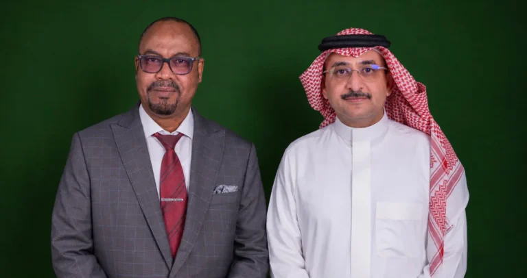 أكاديميان من جامعة الملك خالد يحصلان على براءة اختراع لرقعة عظمية مبتكرة لعلاج فقد عظم الفك