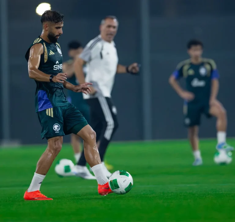 باستثناء لاعبي النادي الأهلي.. الأخضر يدشّن تدريباته في جدة استعداداً لكأس الخليج