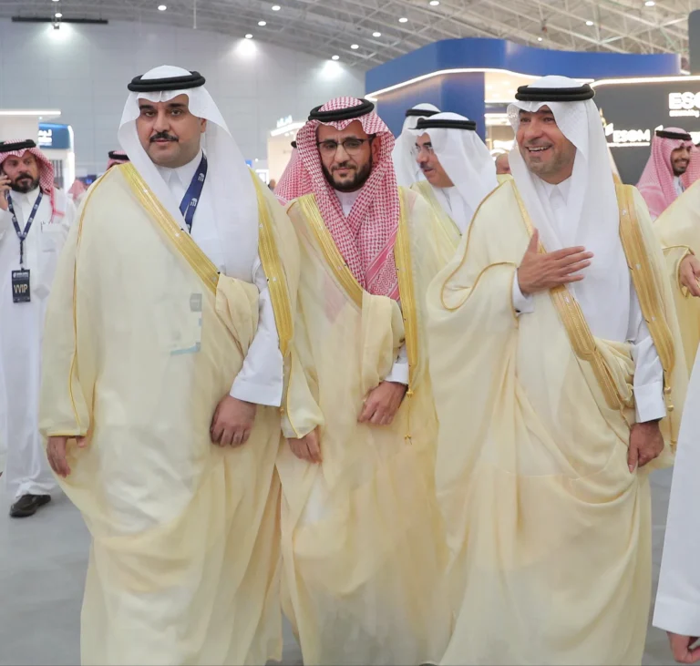 الحقيل يفتتح مؤتمر إدارة المرافق الدولي بمشاركة 200 جهة