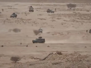 Saudi says Houthis target Mecca, warn of ‘red line’