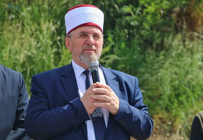 مفتي كوسوفا يُدين استهداف مكة المكرمة ويؤكد التضامن مع المملكة