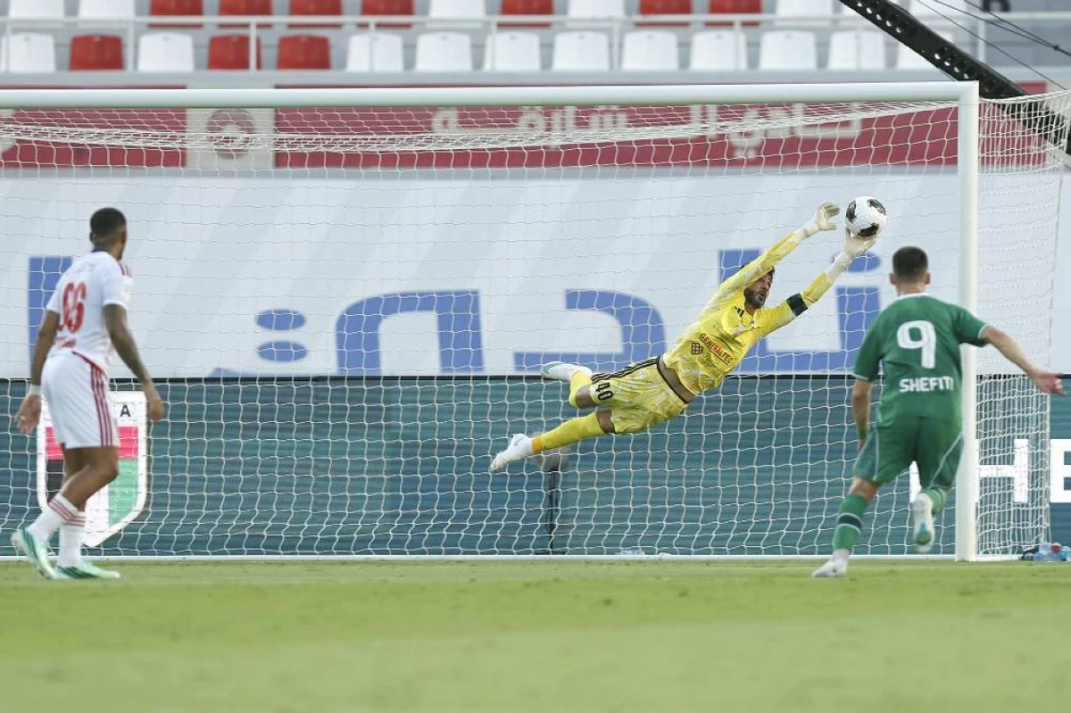 الشارقة يتأهل إلى ربع نهائي الكأس بهدف دومبيا