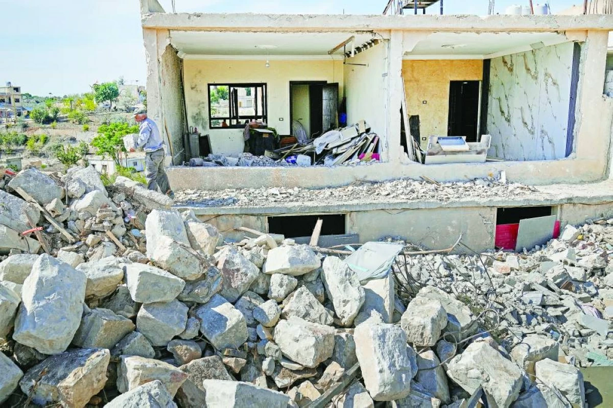 اعتداءات إسرائيلية متصاعدة وتفجيرات بجنوب لبنان