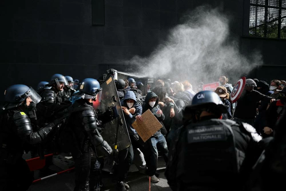 Tear gas fired as Paris school protests continue