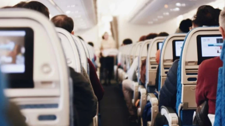Dubai December flights 2026: Prices rising 20-35% – book now before they climb further