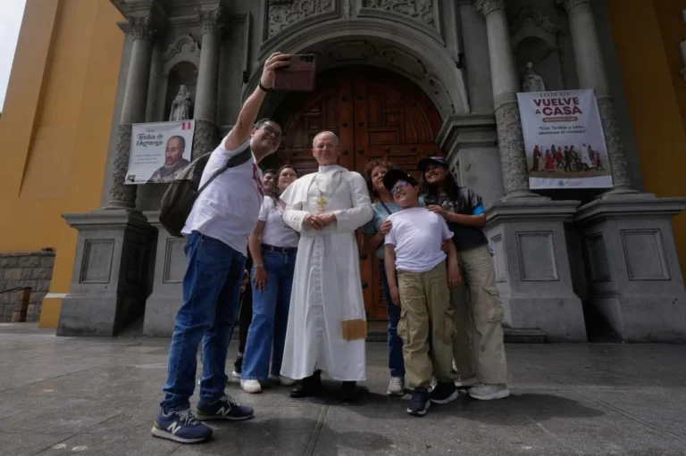 Pope Leo XIV undergoes successful surgery to remove lung lobe