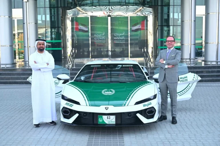Dubai Police boosts tourist patrol fleet with 920hp hybrid Lamborghini Temerario