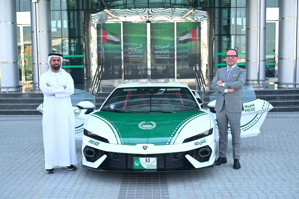Dubai Police boosts tourist patrol fleet with 920hp hybrid Lamborghini Temerario
