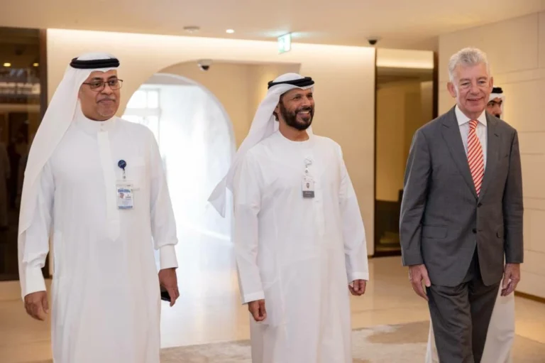 Dubai Municipality honours Dubai Airports for waste reduction and recycling efforts