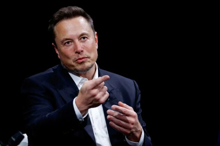 Musk says SpaceX-Tesla merger is ‘a good idea’ as companies form deal committees
