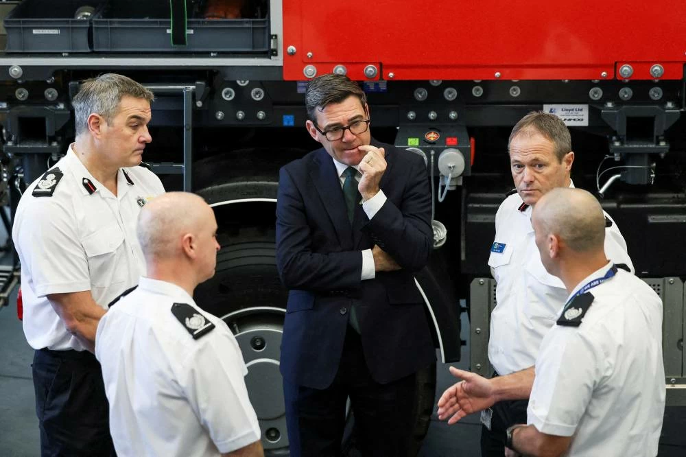 UK tells public to keep three days’ emergency supplies at home