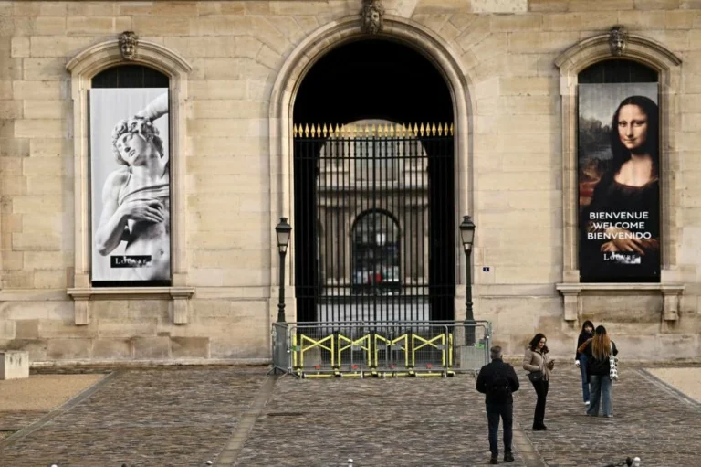 Paris shuts museums, deploy police in big numbers for new protests across France