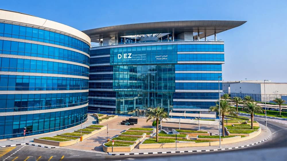 Ahmed bin Saeed approves strategy to establish global centre for economic zones research and technology