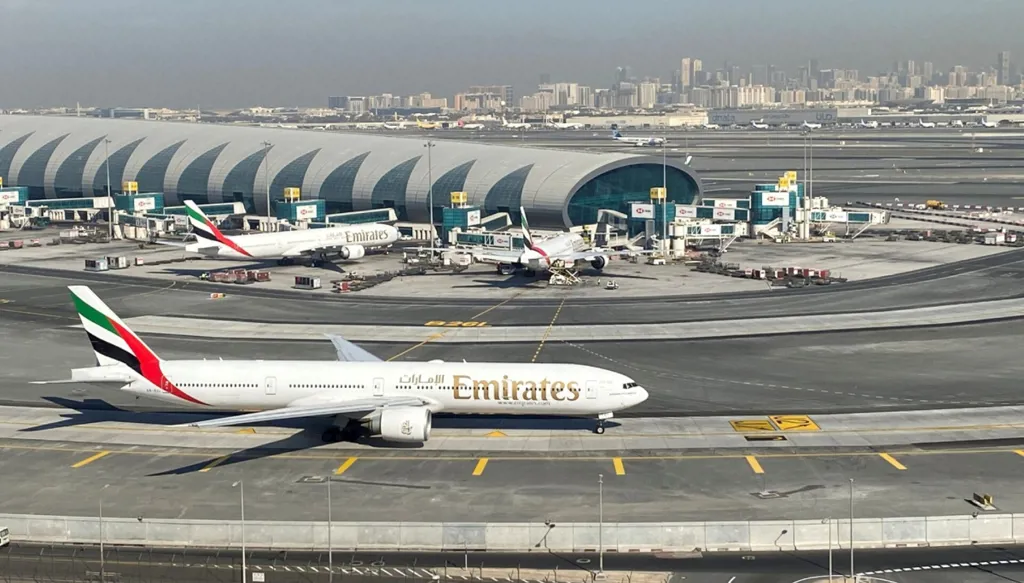 الإمارات… “الطيران المدني” تعلن انتهاء عمليات نقل المسافرين إلى تل أبيب
