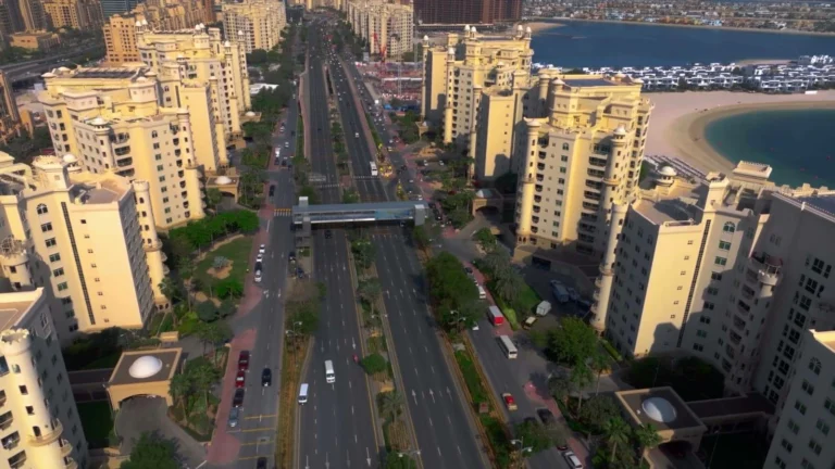 RTA commences construction of two pedestrian bridges at Dubai’s Palm Jumeirah