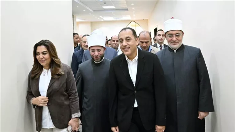 رئيس الوزراء يفتتح فرع دار الإفتاء المصرية بالمحافظة