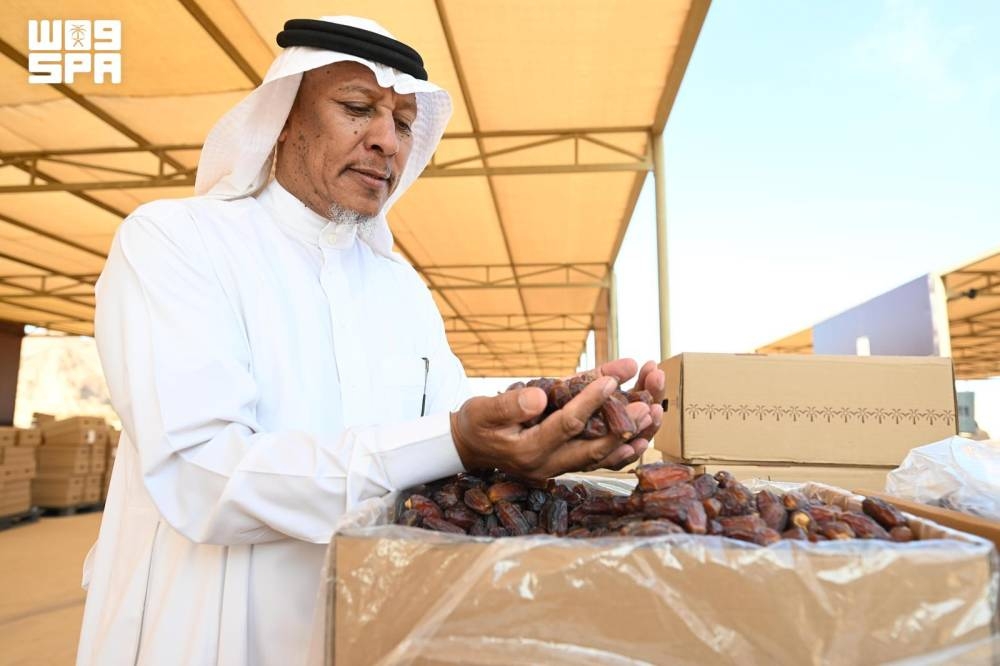 مزارعو العلا يسوّقون تمورهم إلى العالم