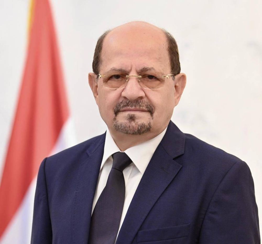 رئيس الوزراء اليمني يوجه بخطة تنفيذية شاملة لمواكبة عملية فجر اليمن
