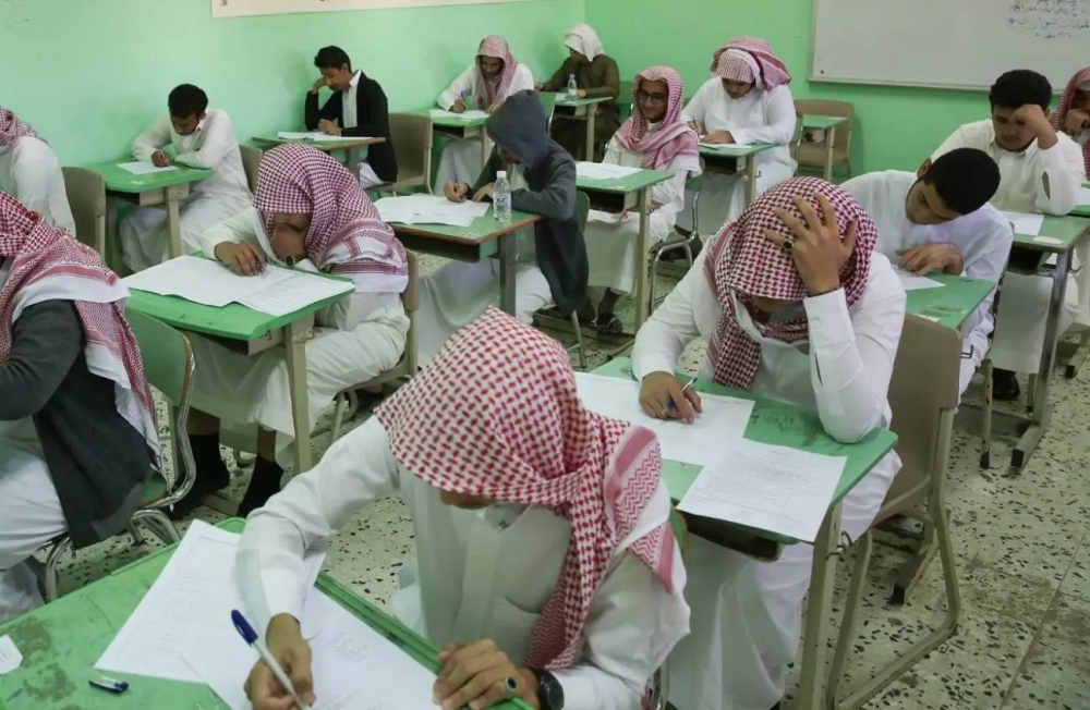 احتواء الحالات الطارئة ومتابعة المتأخرين في الاختبارات