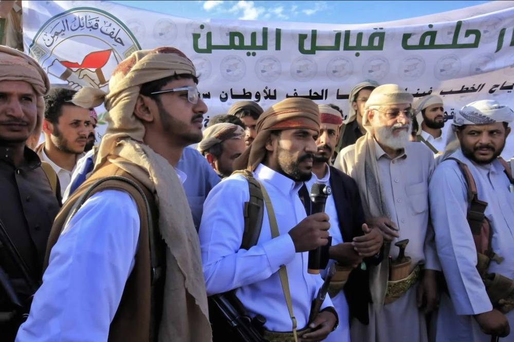 القبائل تفتح جبهة النفير.. حلف قبلي يحشد مقاتليه لمعركة فجر اليمن