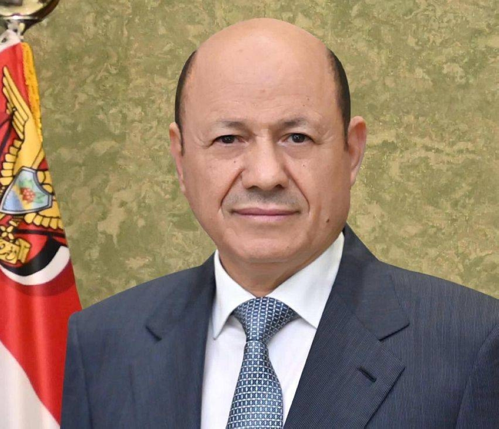العليمي يطالب غوتيريش رسميا بتصنيف الحوثيين منظمة إرهابية