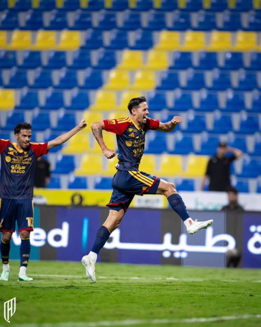 الصدارة للقادسية