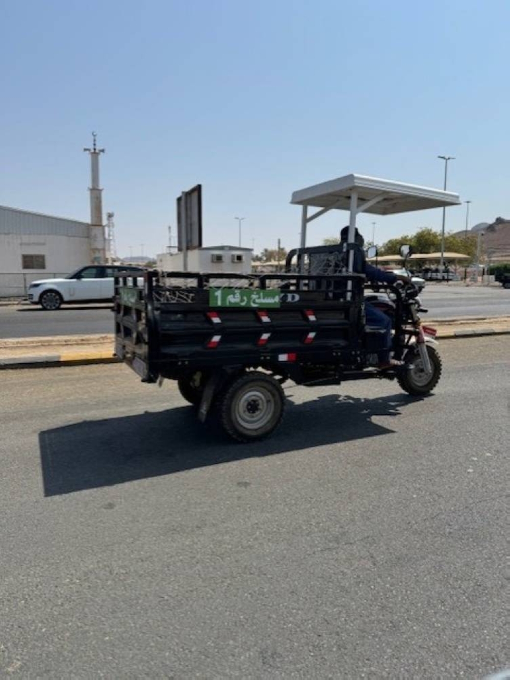 تذاكر خروج ومرتجع لتنظيم حركة المواشي في المدينة