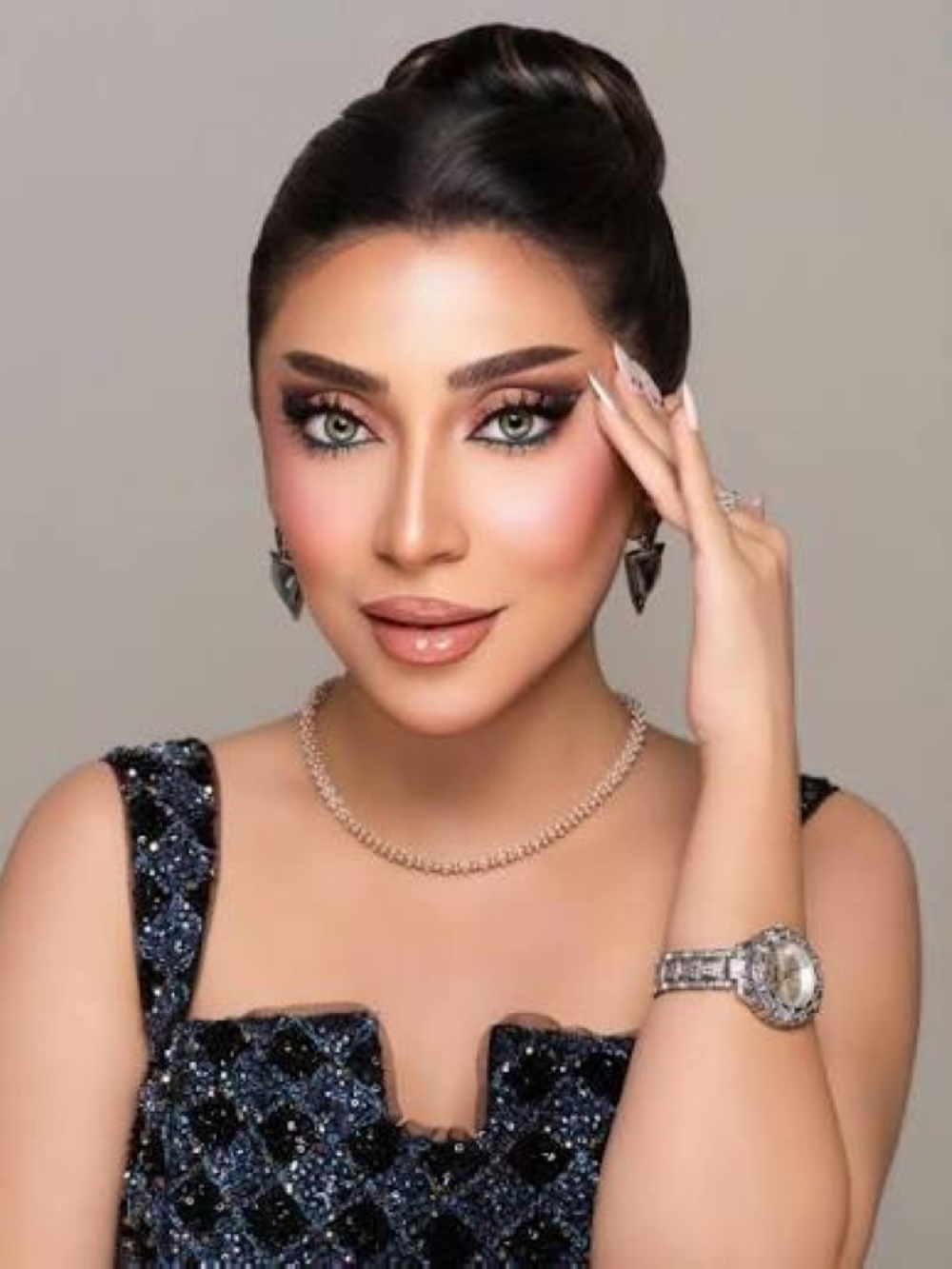 العراق يلاحق مؤثرة قضائيا