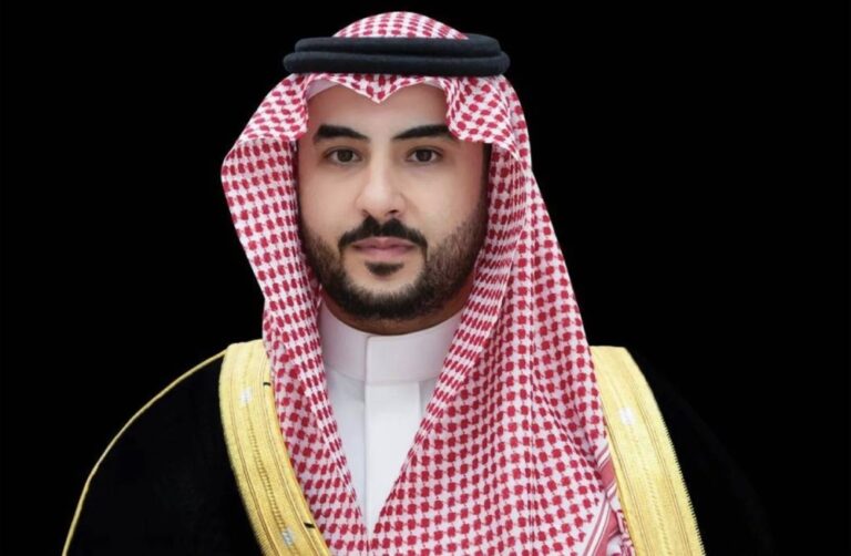 وزير الدفاع يرأس وفد المملكة في اجتماعات دول اتفاقية مكة للدفاع المشترك بطهران