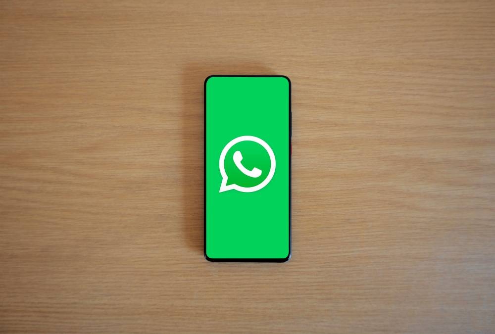 حظر WhatsApp بمجرد فتح الصور غير مثبت