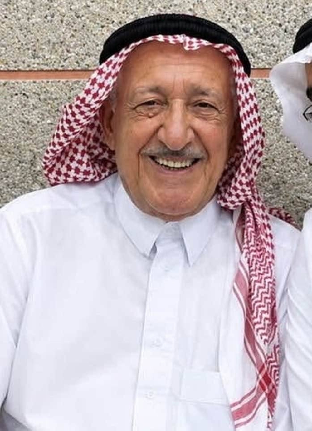 العلي يرحل بعد ثقبه “الأذهان المستطرقة”